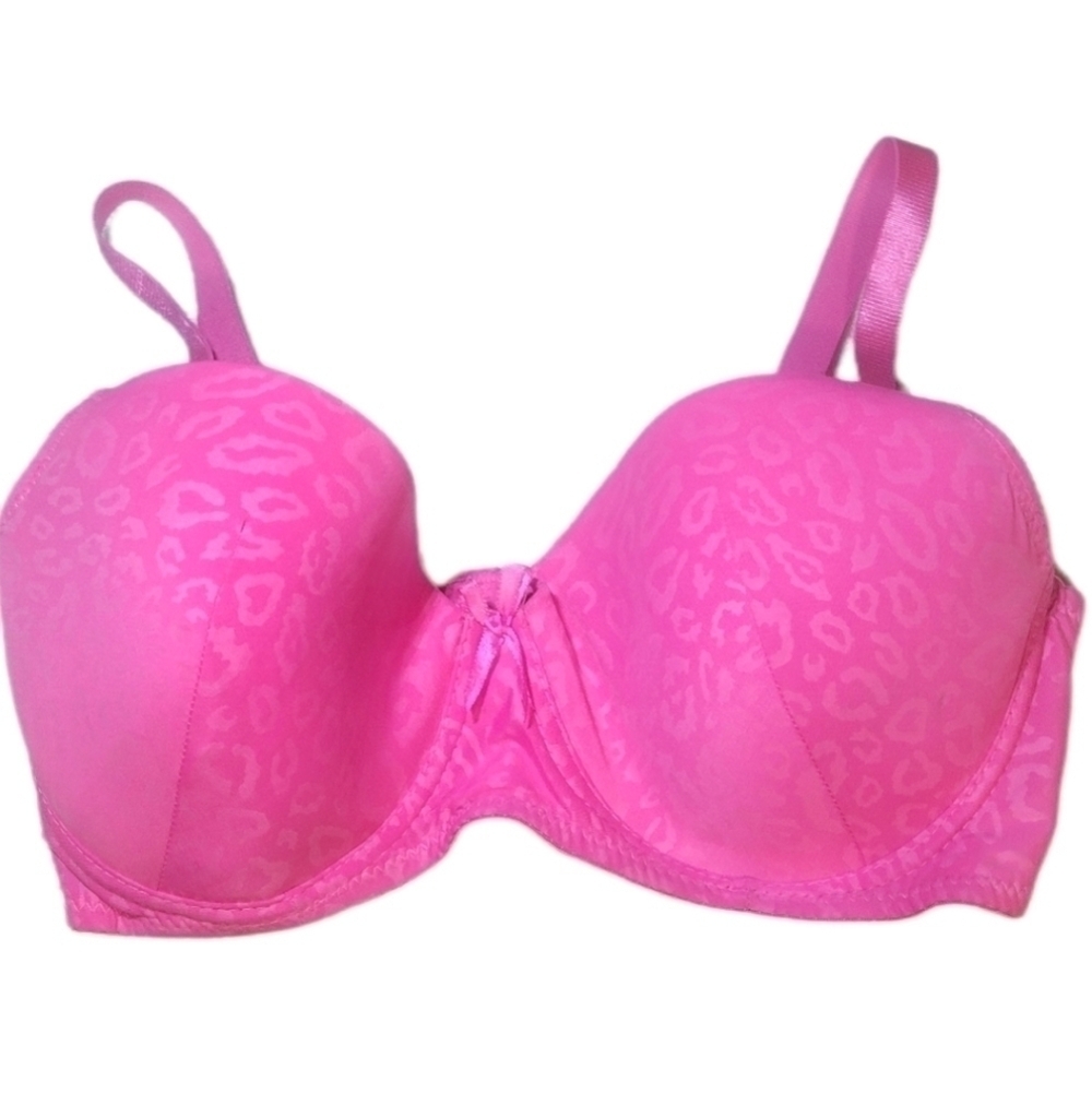 𝅺pink lightly padded bra. Appx size 36C​​​​​​